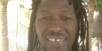 Daouda Diabatè hace música y es de Senegal dice que tienes que valorar lo que han puesto en tu camino, lo que tienes