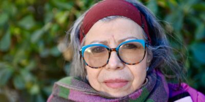 Lili Solis vive con afasia después de haber tenido un ictus